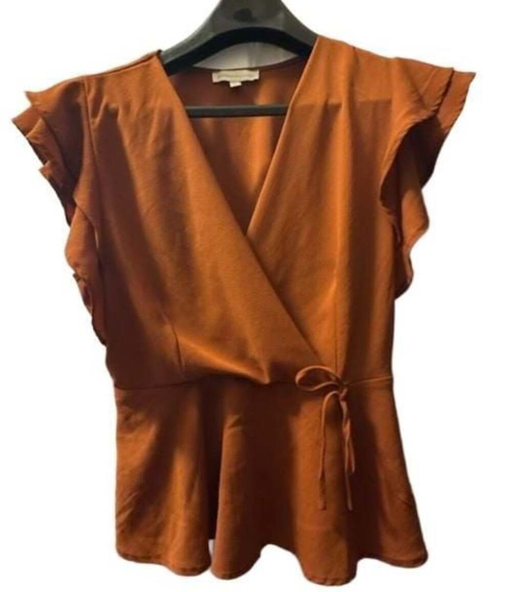 Monteau Los Angeles Rust Orange Short Flutter Sleeve V-Neck Wrap Peplum Blouse X